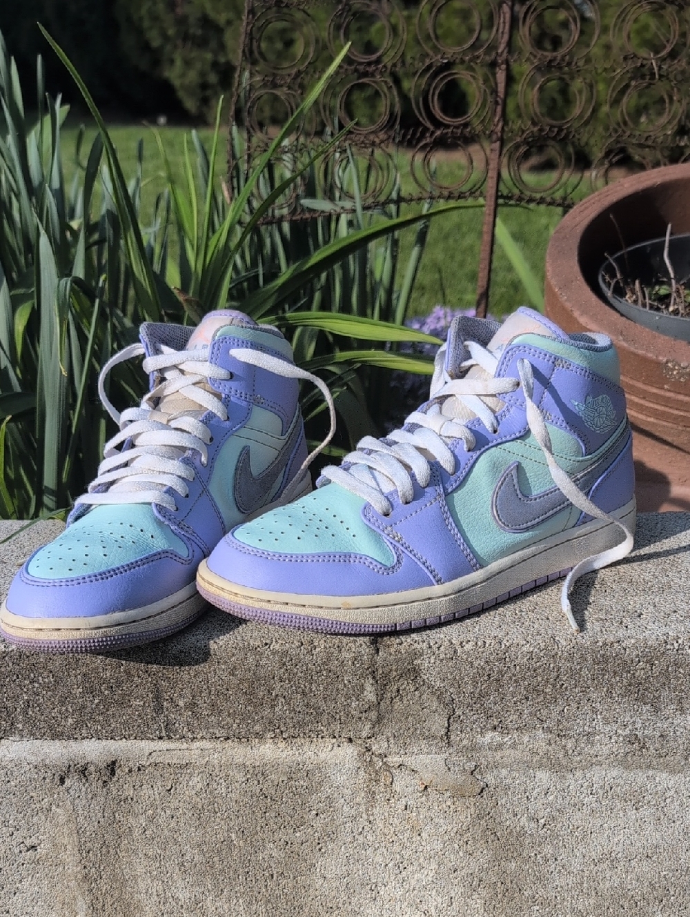 AIR JORDAN 1 Mid Purple Aqua Nike Women’s 8 Mens 6.5